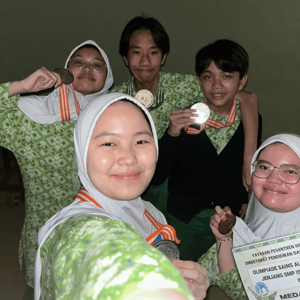 TEAM OSA IPS SMPIA AL-AZHAR PUSAT